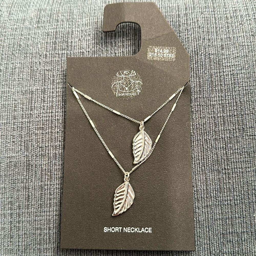 Leaf necklace